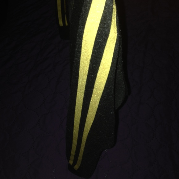 MECCA ( N.Y.C. ) PULL OVER HOODIE - Picture 3 of 3